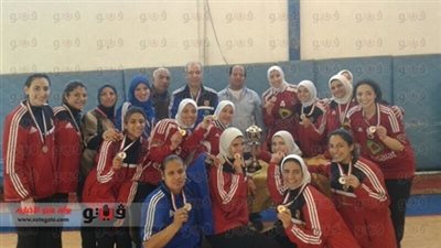 الأهلي يهزم الشمس في قمة دوري سيدات الطائرة