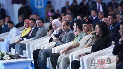 تفاصيل جلسة مواجهة ارتفاع الأسعار بمؤتمر الشباب.. نائب وزير المالية: ضبط الاستهلاك يخفض الأسعار.. وزيرة التخطيط: التضخم طبيعي.. السيسي: مشغل الجيش تحت أقدام المصريين.. واستحملونى سنة كمان