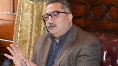 تأجيل محاكمة إبراهيم عيسى في «سب مرشح برلماني» لـ9 أبريل