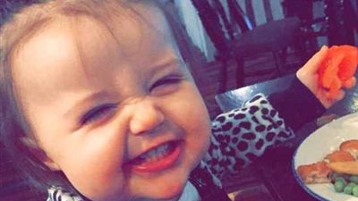 «دمية» تتسبب في مقتل رضيعة