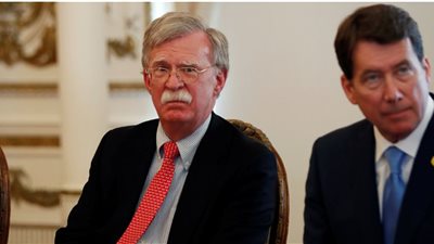 جون بولتون يبلغ السفير الروسي شروطا لتحسين علاقات واشنطن وموسكو