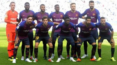برشلونة يعلن قائمة لقاء سلافيا.. وغياب أومتيتي