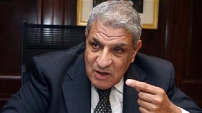 وزير الإسكان: المناخ العام في مصر غير مشجع على الاستثمار