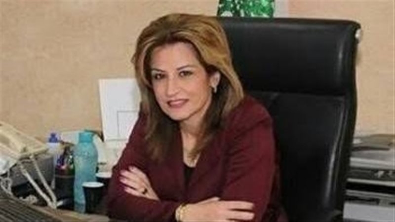  لور سليمان مديرة