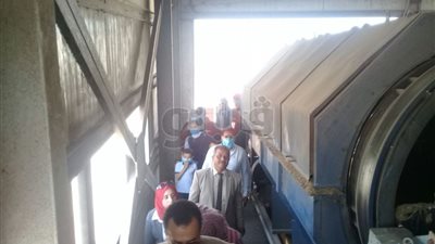 طلاب جامعة دمياط في زيارة لمصنع تحويل القمامة إلى سماد عضوي