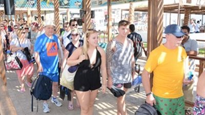 غرفة الشركات: عودة السياحة البريطانية لشرم الشيخ تساهم في تعافي القطاع