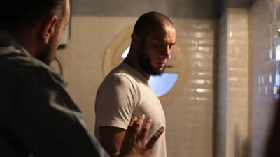 أحمد الفيشاوي ينشر صورة جديدة من كواليس الشيخ جاكسون