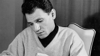 «الزعيم»: «عبد الحليم حافظ كان صديقي وعبد الوهاب كان دايما يجاملني»