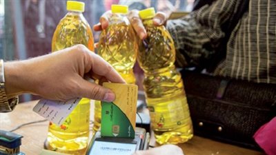 التموين: إضافة الزوجة المحرومة من الدعم إلى بطاقة الزوج مجانا