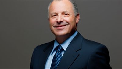 «أبوريدة» يعد «كوبر» بوديات قوية بعد نيجيريا