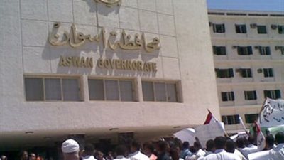 مركز الأزمات بأسوان:  شباب النوبة طالب بإصلاح محطة الصرف الصحى