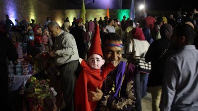 مهرجان الطبول التراثية يكرم أشرف العربي
