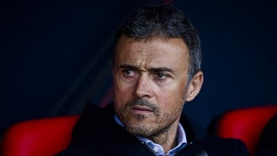 لويس أنريكي خليفة فينجر في تدريب أرسنال