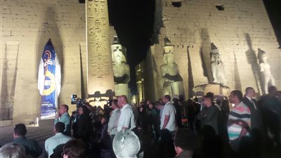لحظة إزاحة الستار عن تمثال رمسيس الثاني بالأقصر (فيديو وصور)