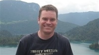 أستاذ سياسة بجامعة كندية يحلل وضع الأقباط في مصر