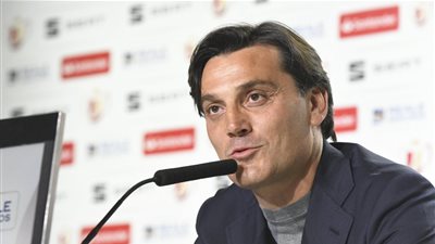 مونتيلا: علينا التحلي بالشجاعة للفوز على برشلونة