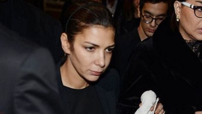 أنغام وأصالة تقدمان العزاء في وفاة والد شيرين عبد الوهاب