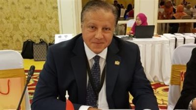 مناقشة كتاب الحوار الثقافي بين الشرق والغرب بالأعلى للثقافة