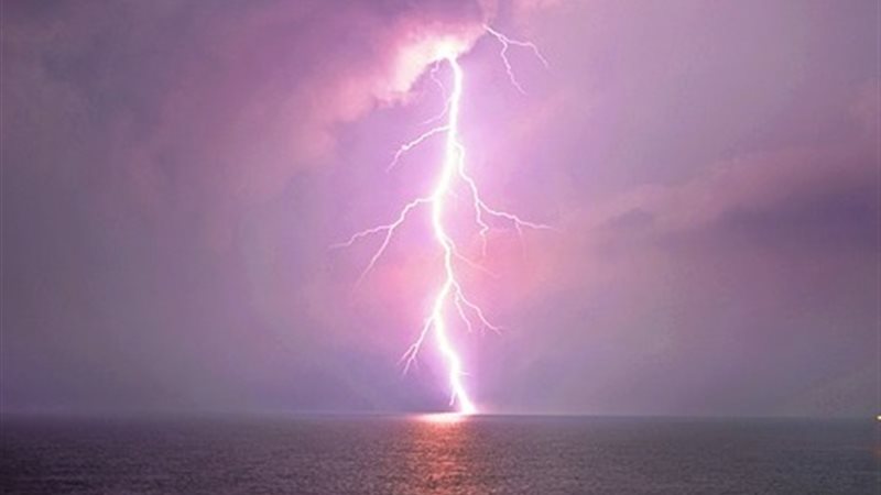 صاعق كهربائي