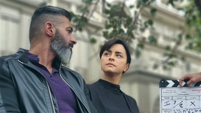 نور اللبنانية وياسر جلال في كواليس «رحيم»