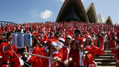 بالصور.. أشهر لقطات الـ«سيلفي» حول العالم
