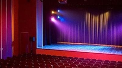 اليوم.. ختام عرض «أحوال شخصية» على مسرح أوبرا ملك