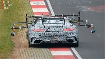 مرسيدس AMG تختبر سيارتها GT R Black Series (فيديو)