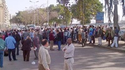 أنصار «الإرهابية» يقطعون طريق كورنيش حلوان بالإطارات المشتعلة