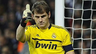 وكيل كاسياس: رئيس الريـال لم يدعمه حين تعرض للهجوم من الجماهير