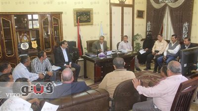 بالصور.. رئيس مركز دسوق يبحث إجراءات رفع مستوى النظافة
