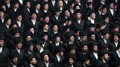 تقرير إسرائيلي يكشف مفاجأة في عدد السكان العرب بالاحتلال