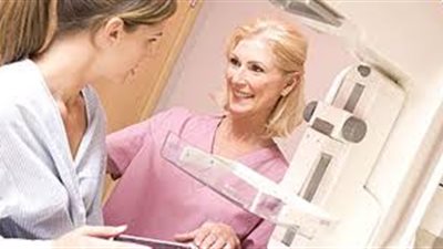 أستاذ بحوث علاجية يكشف عن أخطر 3 أسباب للإصابة بالسرطان