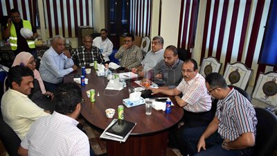 لجنة وزارية تتفقد محطتي معالجة الصرف بسوهاج للمعالجة الثلاثية