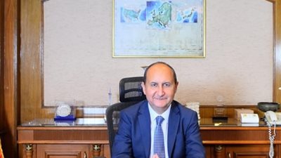 وزير الصناعة يشارك في جلسة 