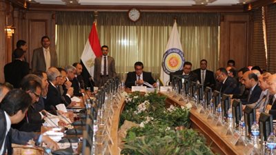 التفاصيل الكاملة لاجتماع المجلس الأعلى للجامعات.. الموافقة على إنشاء 11 كلية جديدة.. تشكيل لجنة برئاسة عباس منصور لاختيار رؤساء الجامعات الجدد.. و«عبد الغفار» يشدد على الاستعداد لامتحانات نه