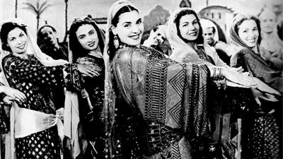 الخديو إسماعيل أول من أدخل مهنة الرقص إلى مصر