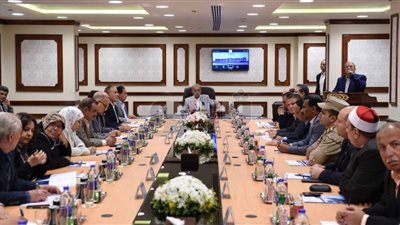 تفاصيل جولة رئيس الوزراء في بورسعيد.. تفقد أعمال تطوير محطة السكة الحديد.. يعقد اجتماعا لبحث تطبيق منظومة التأمين الصحي.. يزور مستشفيات المصح البحري وأطفال النصر