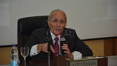 العصار: تدشين أول أتوبيس يعمل بالكهرباء لصالح وزارة النقل خلال أيام