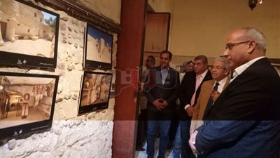 أبو سعدة يفتتح معرض «مآذن وأجراس تعلو في سماء مصر» (فيديو وصور)