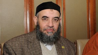 مخيون: سلمنا الرئيس ملفًا حول استحواذ فصيل على مفاصل الدولة