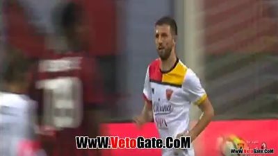 بينيفنتو يتقدم بهدف على ميلان بالشوط الأول