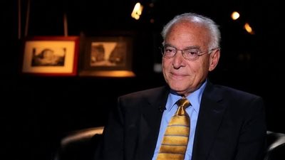 فاروق الباز: تعرضت للعنصرية أثناء بداية عملي في 