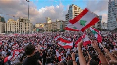 نقل 5 جرحى من مظاهرات رياض الصلح اللبنانية للمستشفيات