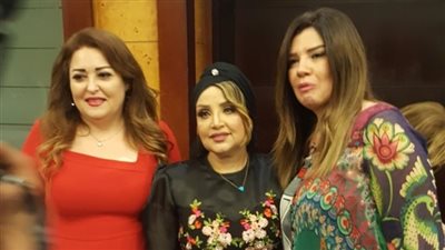 تكريم خلود سليمان بحضور نجمات الفن (صور)