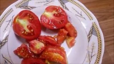 بالفيديو.. تعلمي طريقة زراعة الطماطم في البيت لتوفير الميزانية