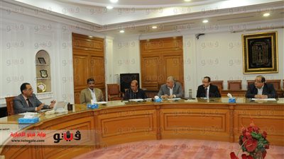 وزير الإسكان يتابع الموقف التنفيذى للإسكان الاجتماعى