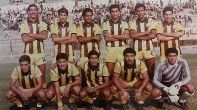 صورة نادرة لنجوم المقاولون في العصر الذهبي