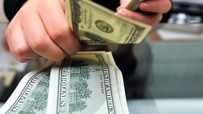 «اتحاد البنوك»: لا نريد وزراء موظفين