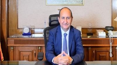 وزير الصناعة يبحث مع رئيس اتحاد الصناعيين الروسي تعزيز الشراكة الاستثمارية بين البلدين