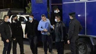 أول صور لهيثم كامل أبو على أثناء ترحيله لأحد السجون